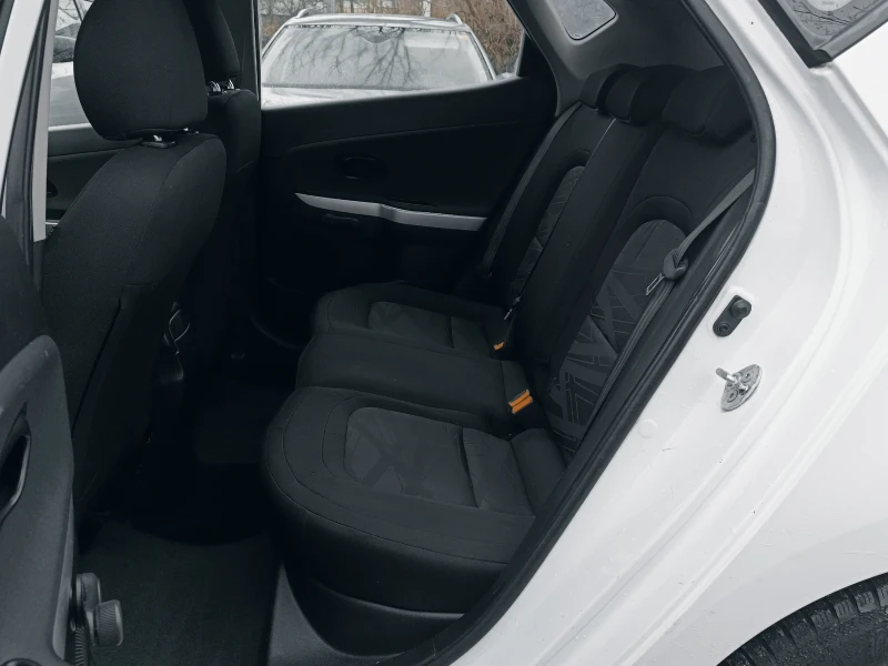Kia Ceed 1.4/Клима/ Нови гуми Зимни Гуми/ Топ, снимка 12 - Автомобили и джипове - 53486406