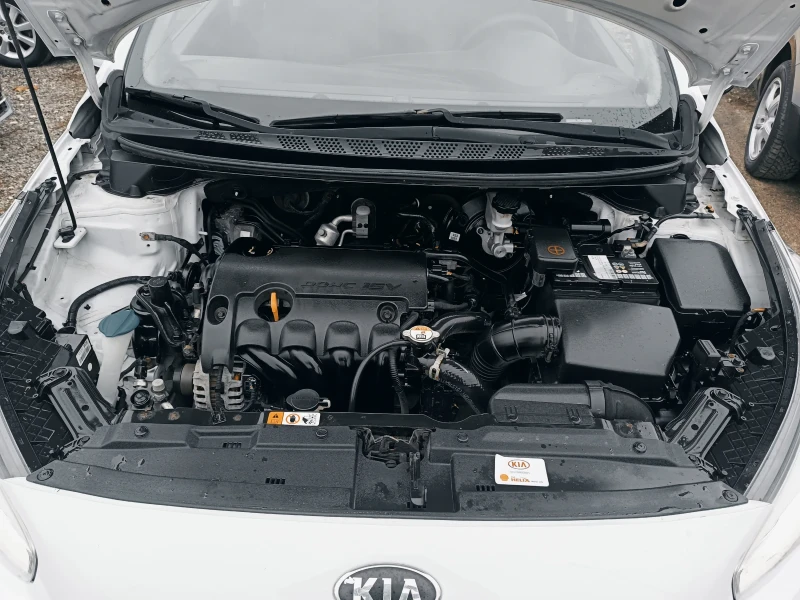 Kia Ceed 1.4/Клима/ Нови гуми Зимни Гуми/ Топ, снимка 17 - Автомобили и джипове - 53486406