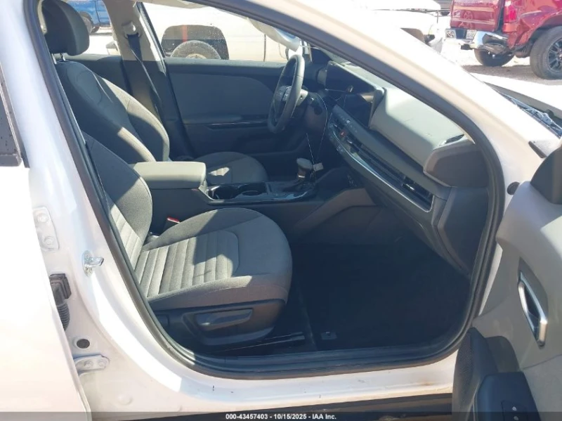 Kia K4 2l Ex, снимка 5 - Автомобили и джипове - 53584981