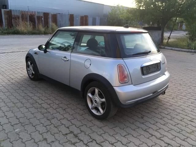 Mini Cooper 1.6i - НОВА ГАЗ/ РЕГИСТРИРАН , снимка 3 - Автомобили и джипове - 40654711