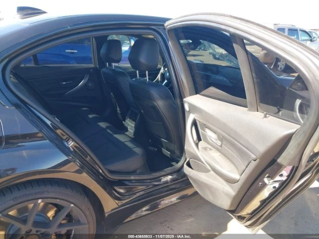 BMW 335 i RWD * M PACK * SUNROOF * ПОДГРЕВ * БЕЗ УДАР - изображение 8