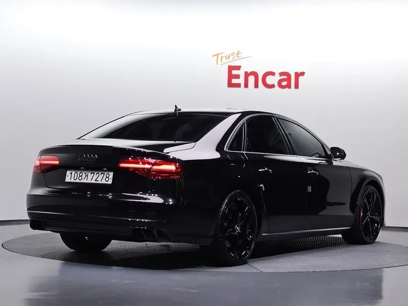 Audi A8, снимка 2 - Автомобили и джипове - 54408564