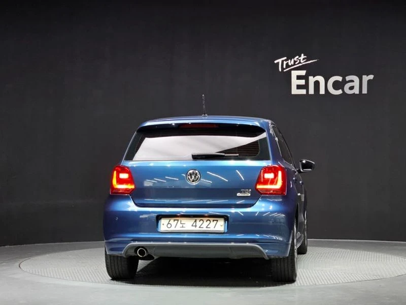 VW Polo 1.4 TDI R-Line| 90�.�. | Mobile.bg � ����������� 4