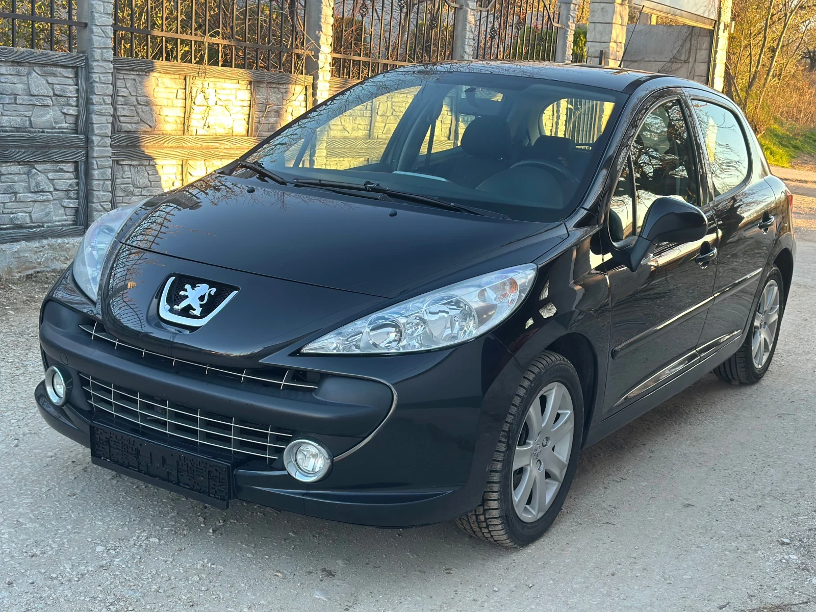 Peugeot 207 1.6-HDI-109k.c., снимка 1