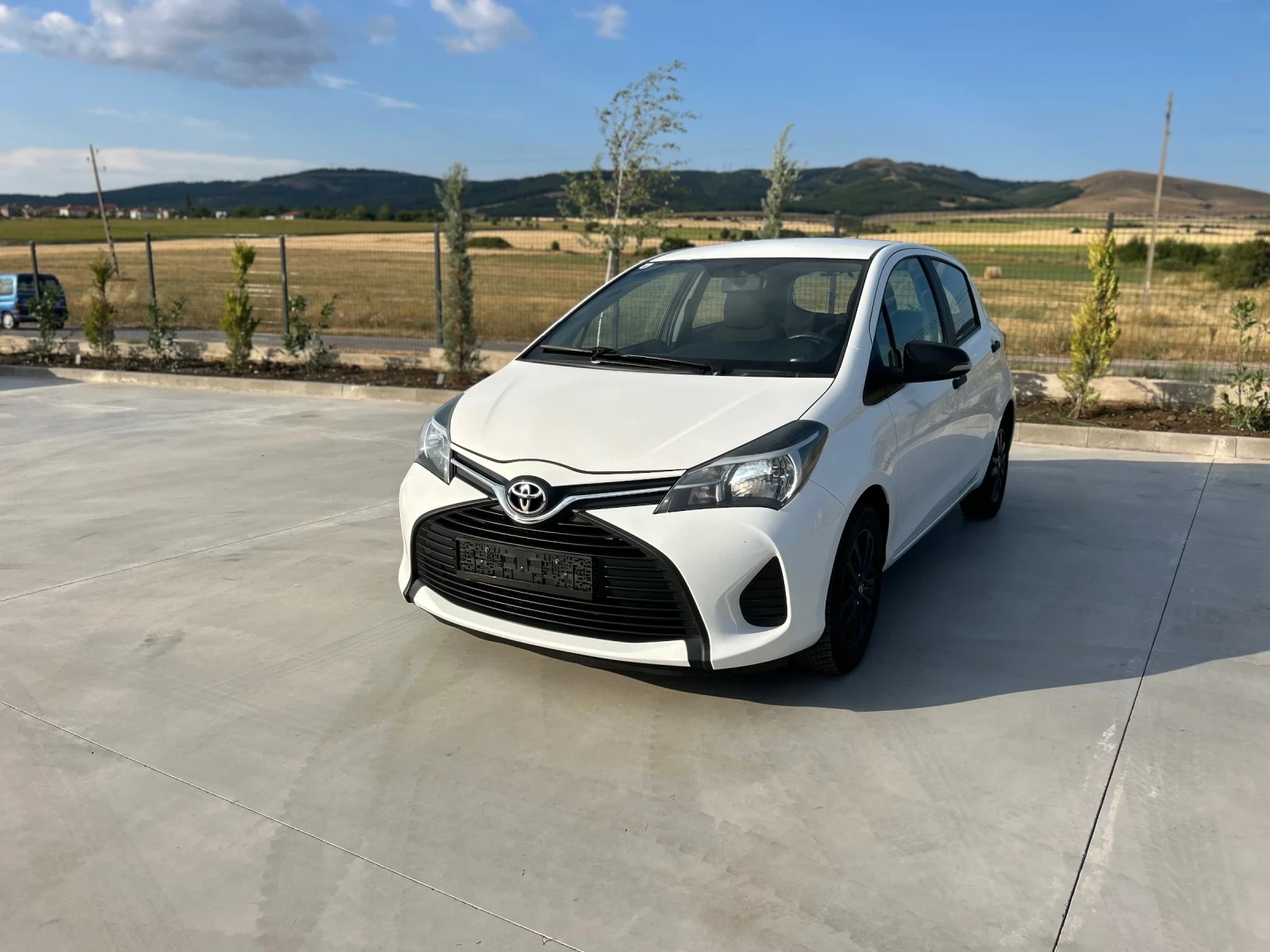 Toyota Yaris 1.0vvt-iевро6 78000км, снимка 1