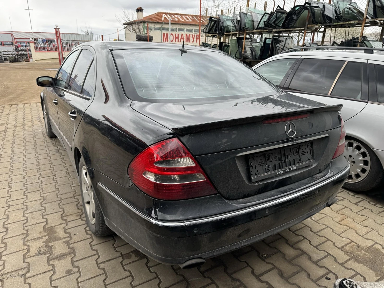 Mercedes-Benz E 270 2.7 - изображение 5