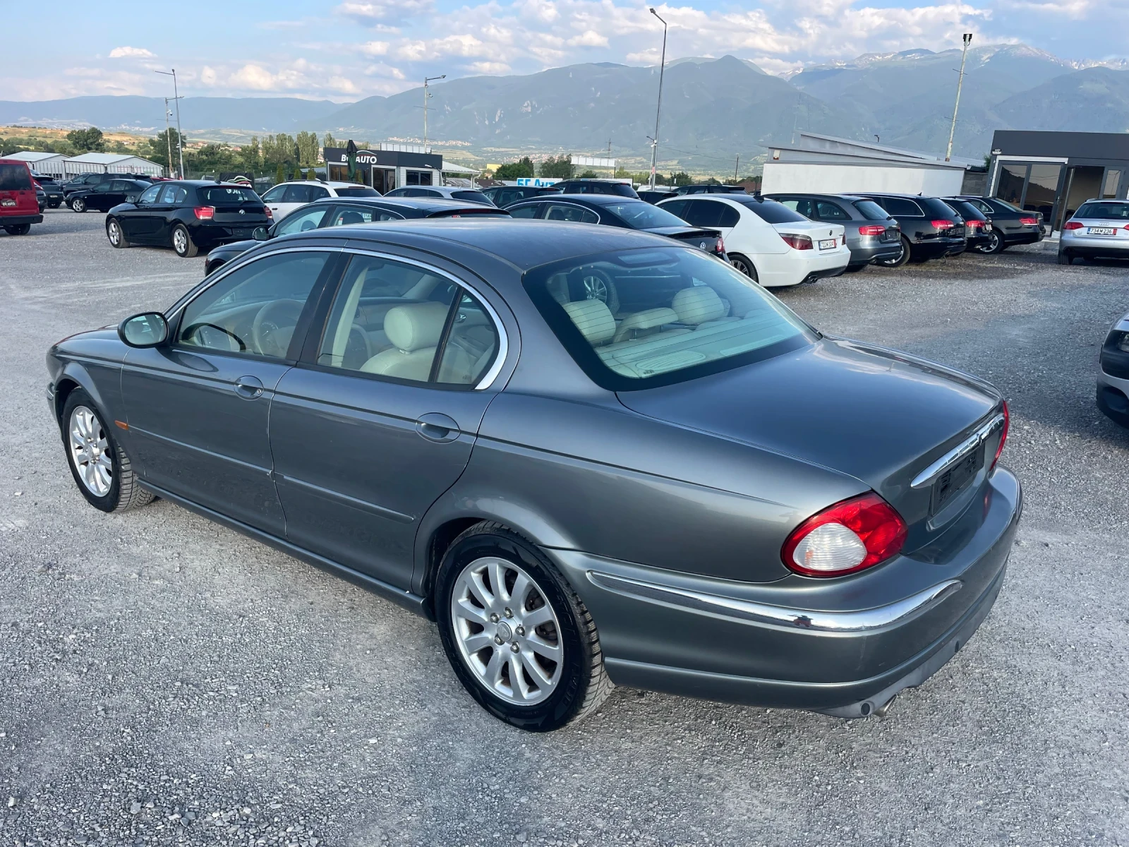 Jaguar X-type 2.5i 4X4 AUTOMATIC - изображение 5