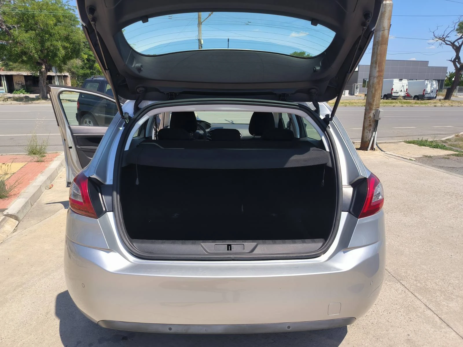 Peugeot 308 1.6d-Euro-6B-100k.s.-150.000km | Mobile.bg   11