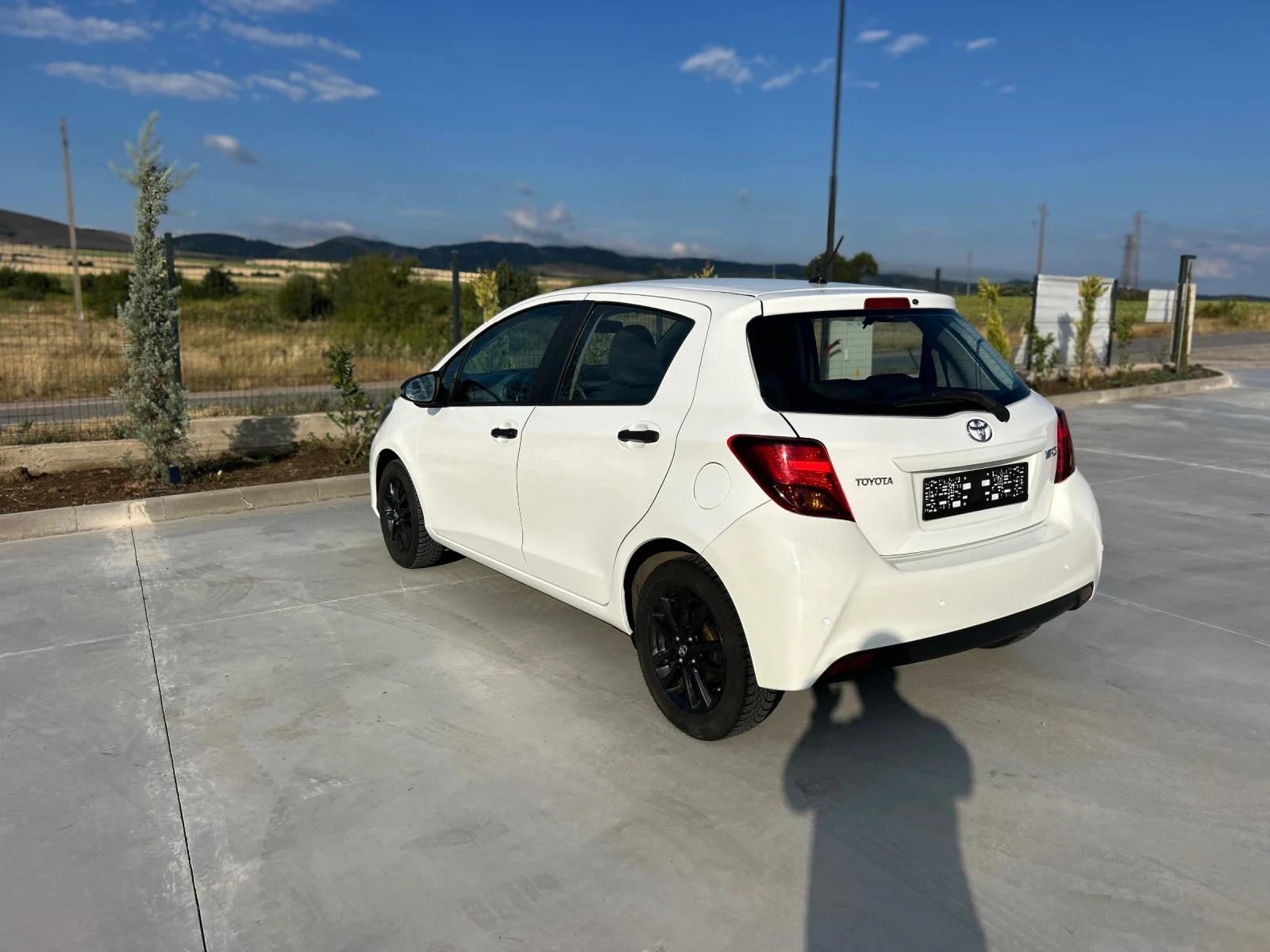 Toyota Yaris 1.0i евро6 78000км - изображение 5