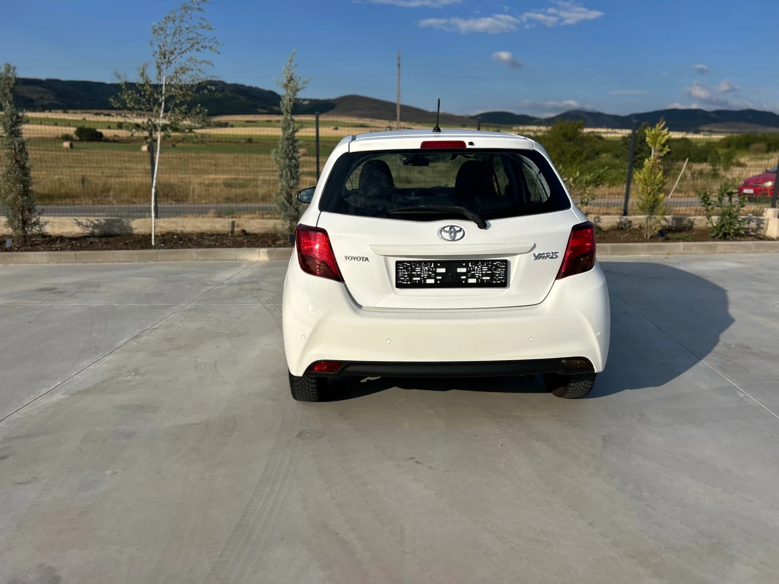 Toyota Yaris 1.0i евро6 78000км - изображение 6