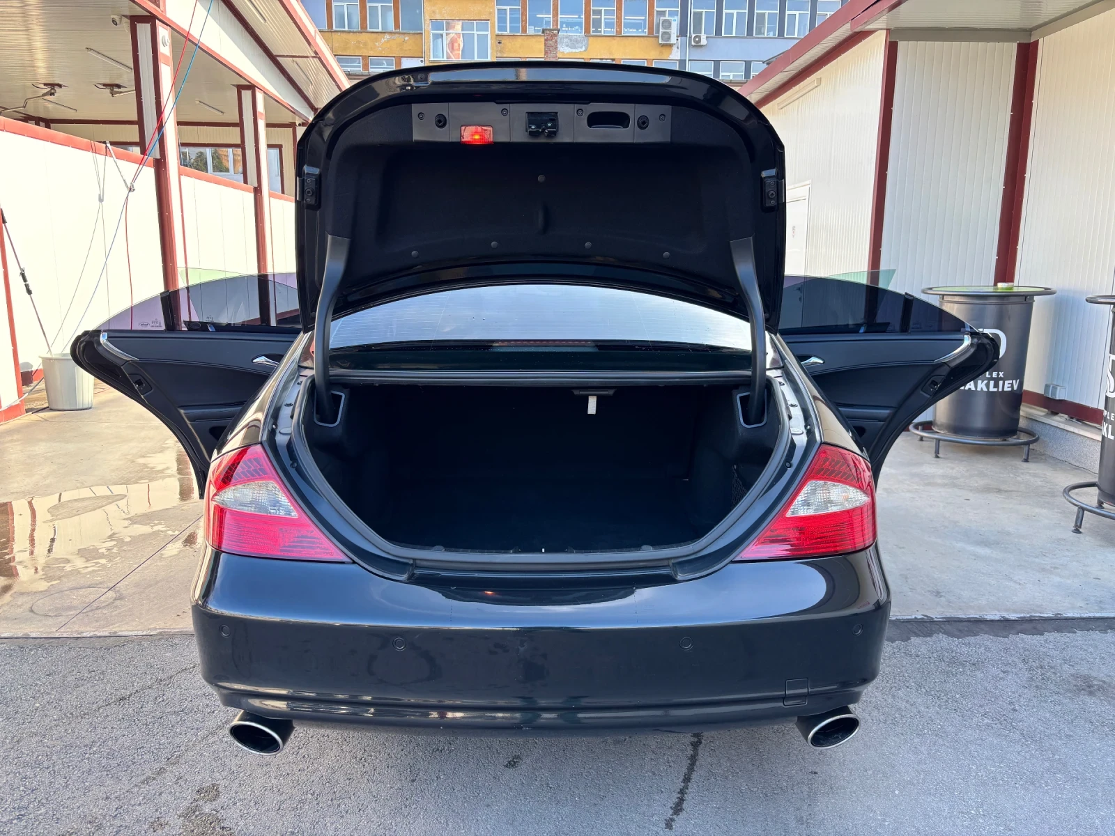 Mercedes-Benz CLS 320  - изображение 7