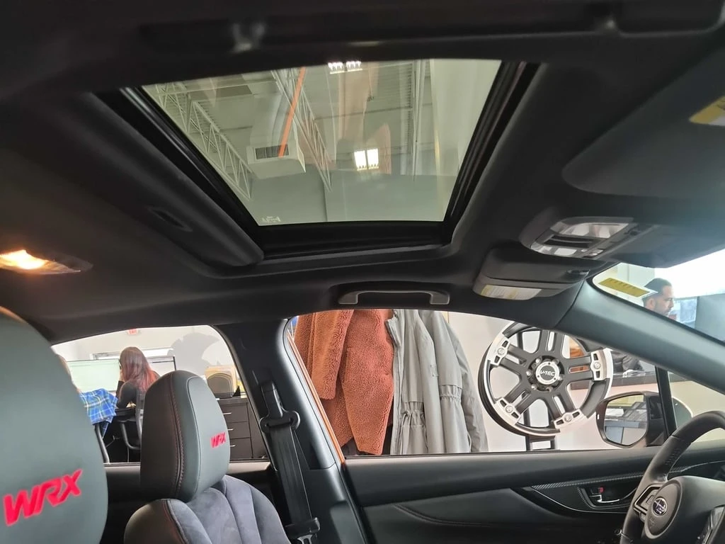 Subaru WRX * Sport tech * CARFAX * ��� ������������ ������ | Mobile.bg � ����������� 16