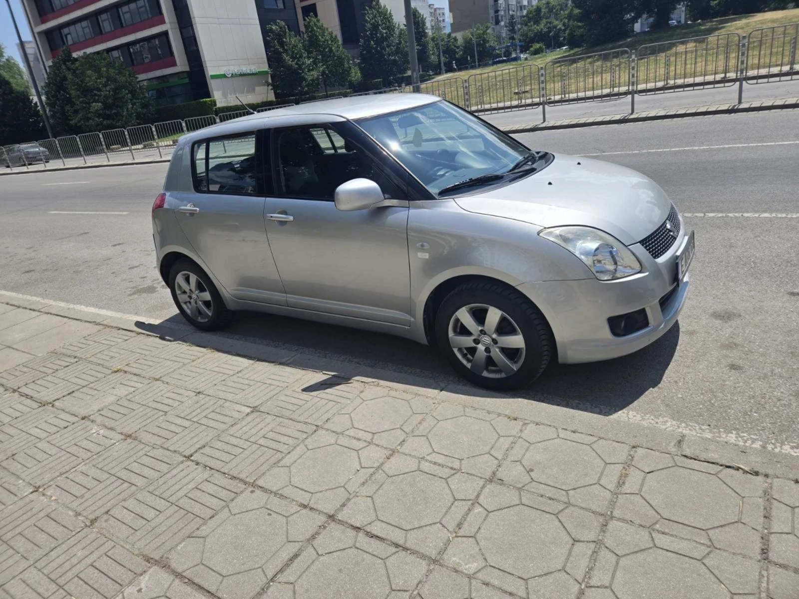 Suzuki Swift 1.3 ������-��� | Mobile.bg � ����������� 5