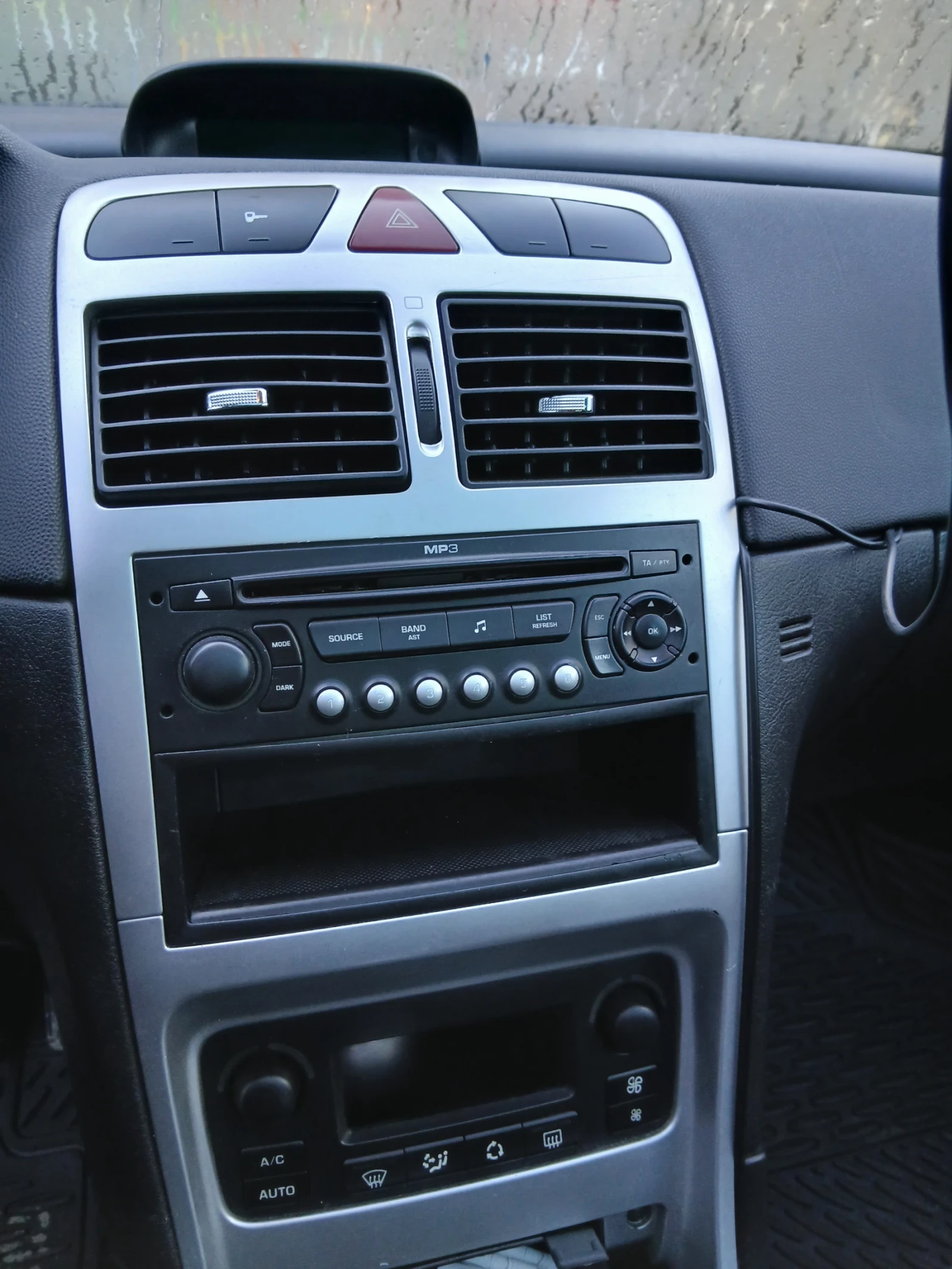 Peugeot 307 SW - изображение 6