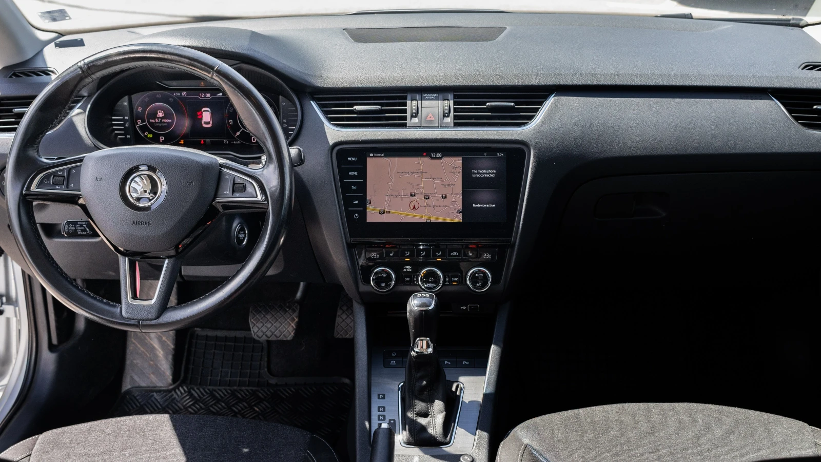 Skoda Octavia 2.0TDI Soleil 2020, снимка 12 - Автомобили и джипове - 54208884