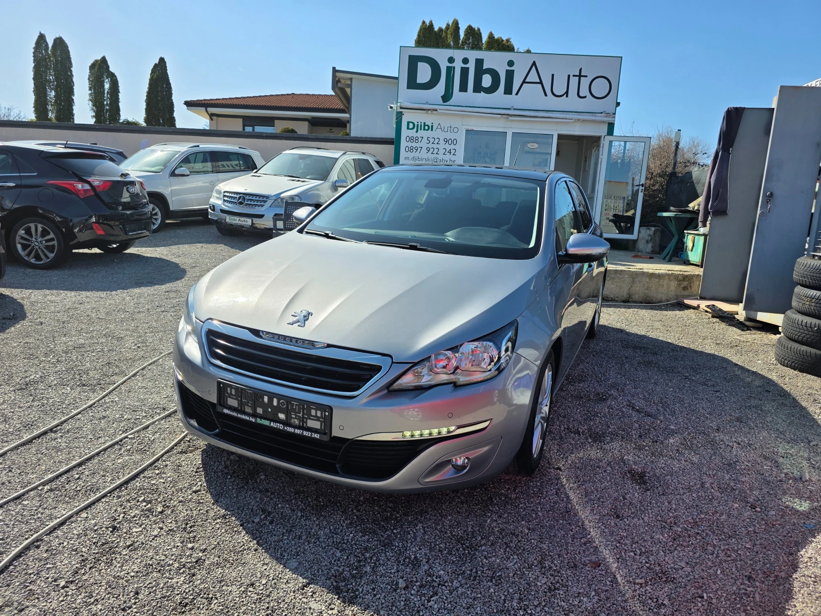 Peugeot 308 1.6 BlueHdi 120k.c panorama navi EURO6, снимка 2 - Автомобили и джипове - 53827752