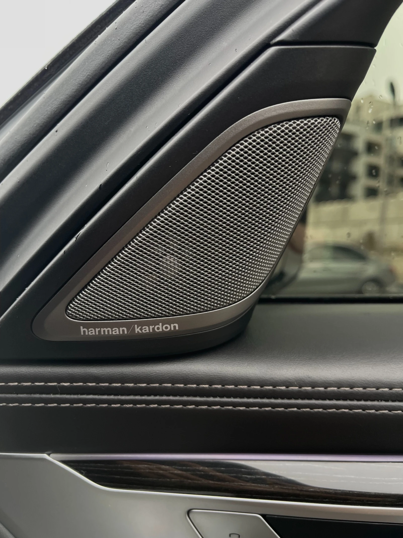 BMW 750, снимка 4 - Автомобили и джипове - 53903344