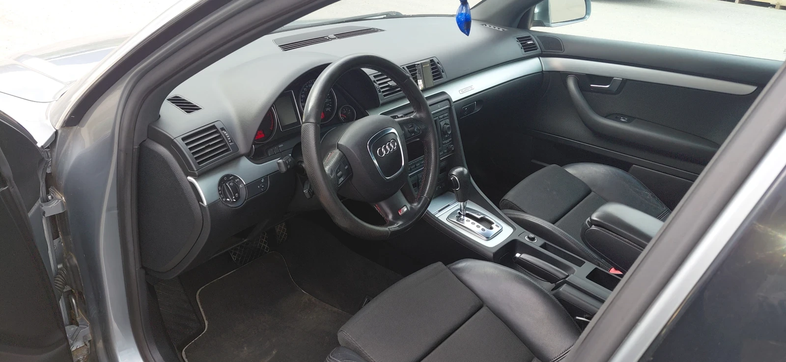 Audi A4, снимка 12 - Автомобили и джипове - 54089367