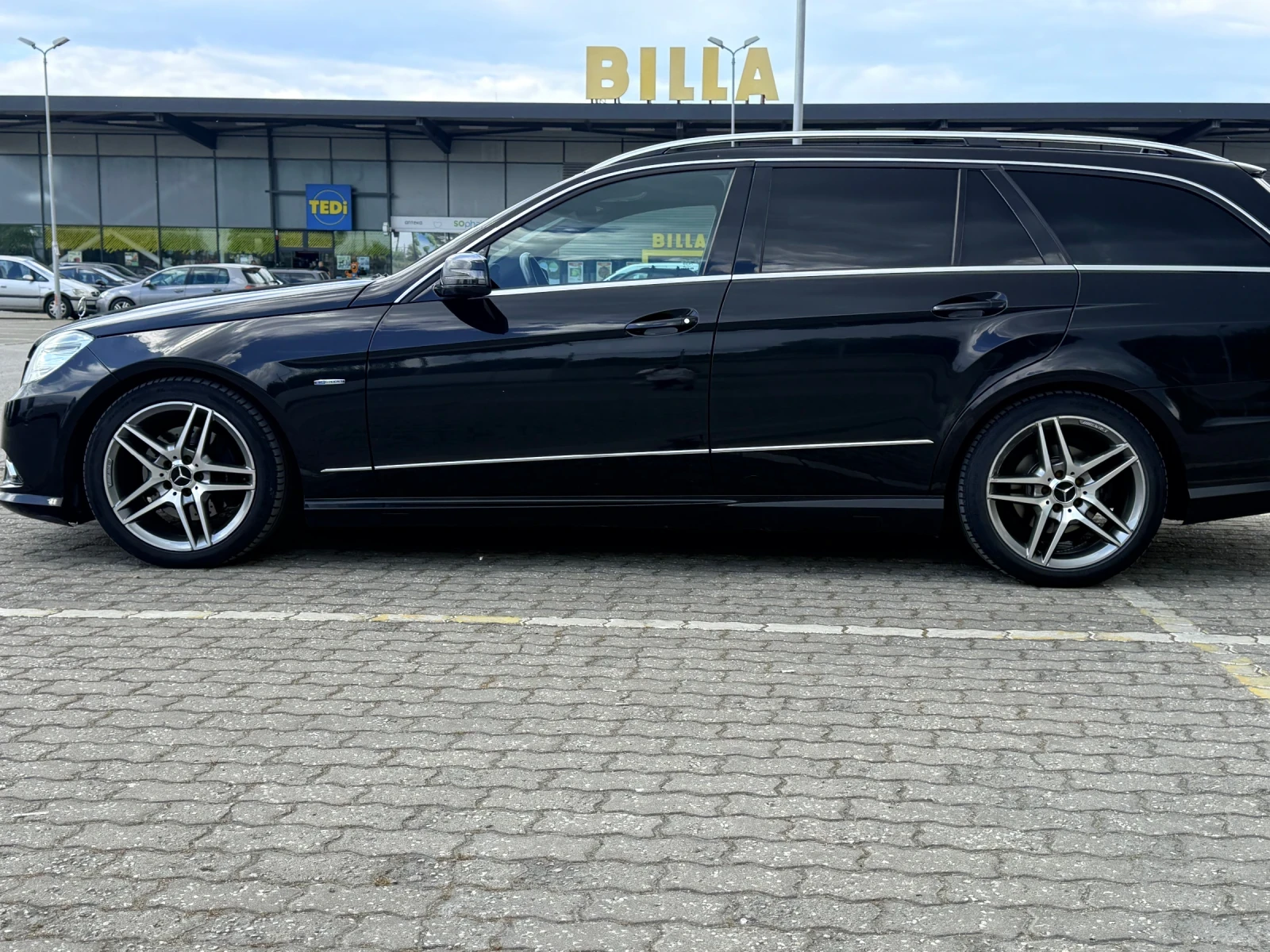 Mercedes-Benz E 350  Mercedes E350 CDI AMG FACELIFT LOOK / , снимка 3 - Автомобили и джипове - 54727533