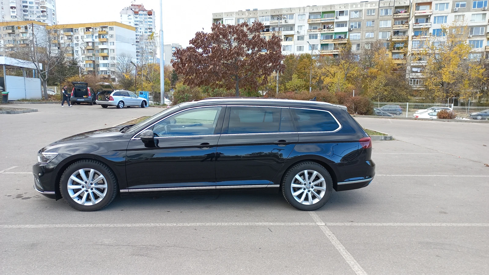 VW Passat B8 2.0 Bi-TDI 4Motion 240кс., снимка 3 - Автомобили и джипове - 55004909