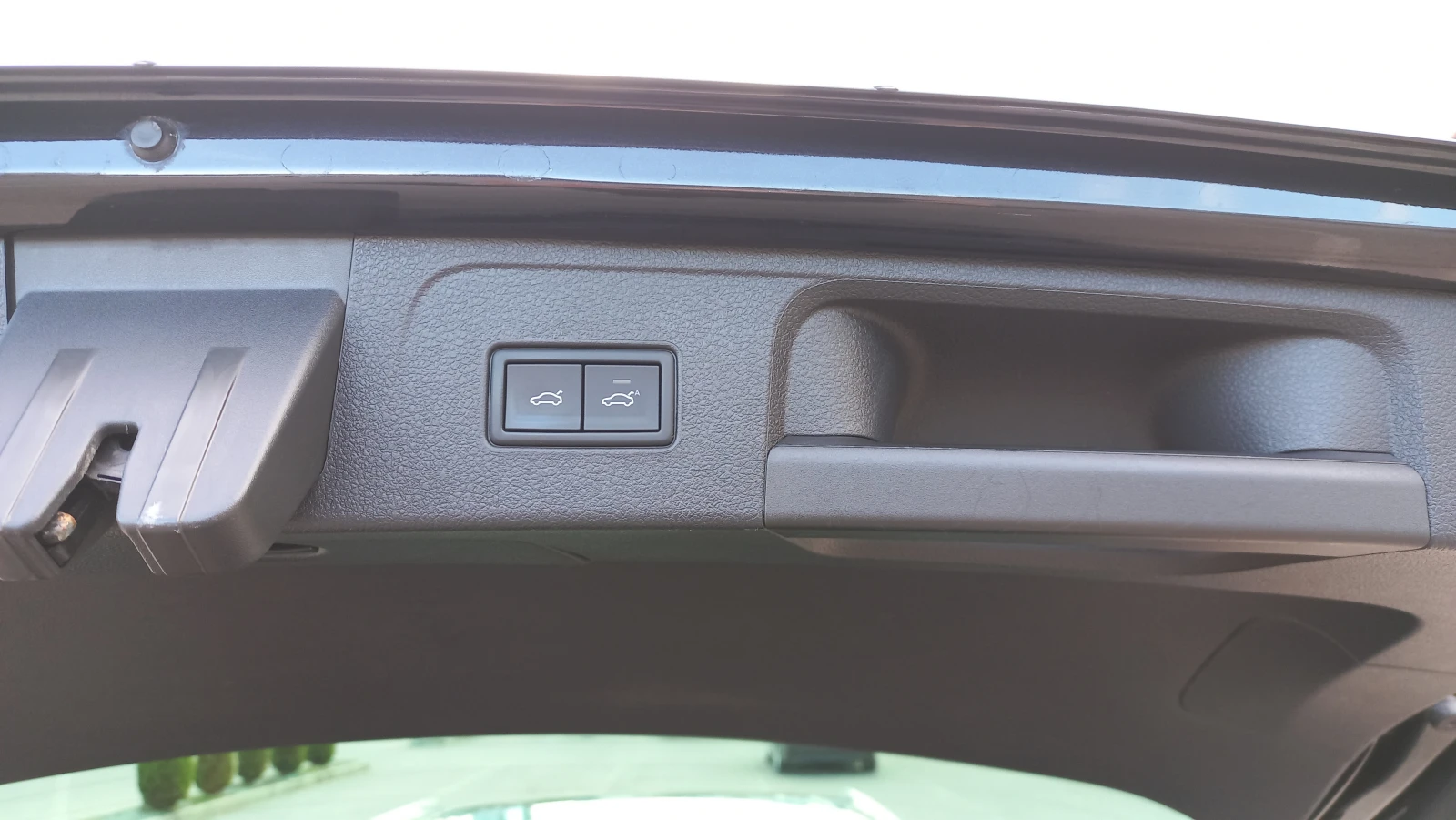 VW Passat B8 2.0 Bi-TDI 4Motion 240кс., снимка 15 - Автомобили и джипове - 55004909