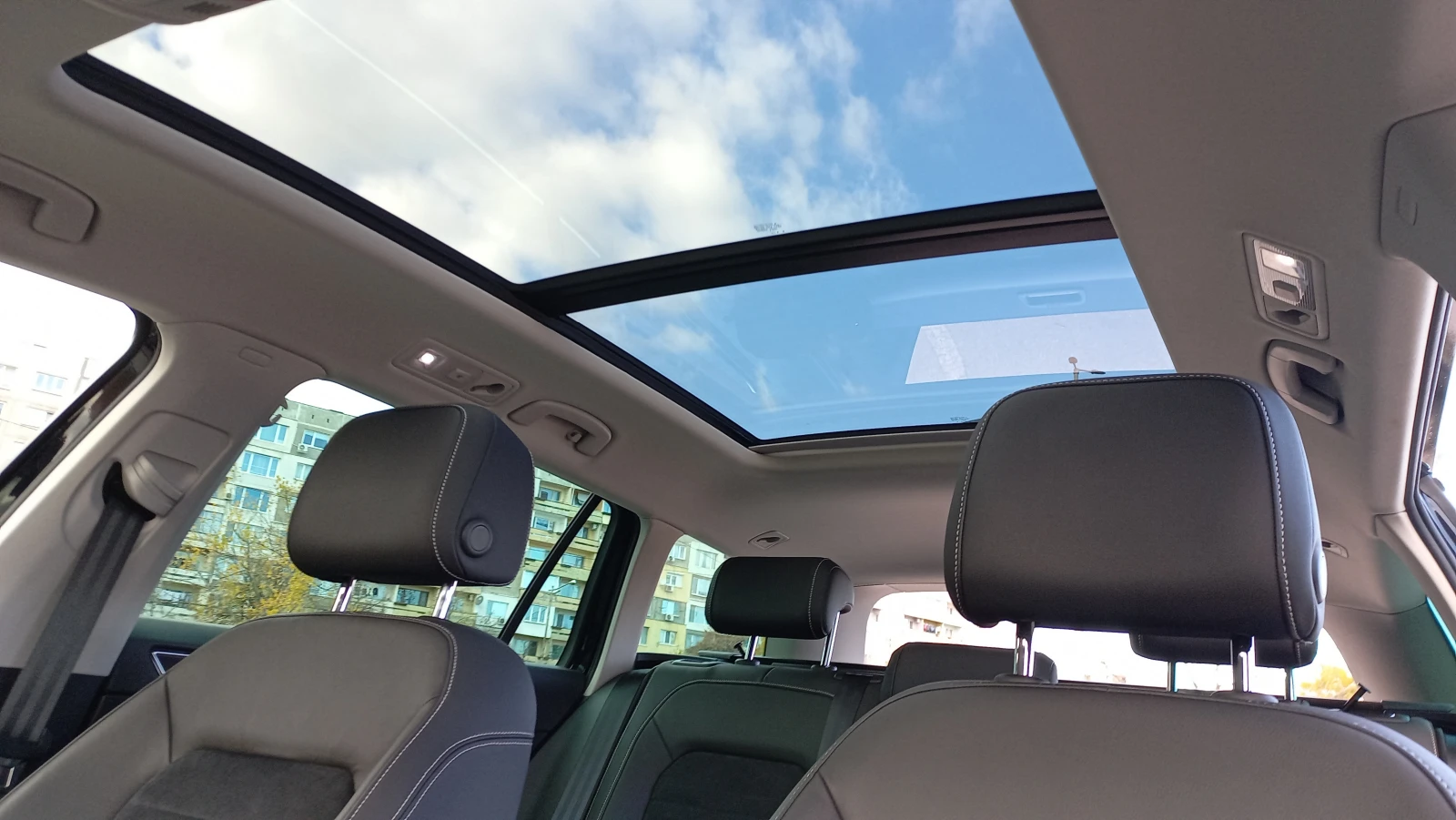 VW Passat B8 2.0 Bi-TDI 4Motion 240кс., снимка 14 - Автомобили и джипове - 55004909