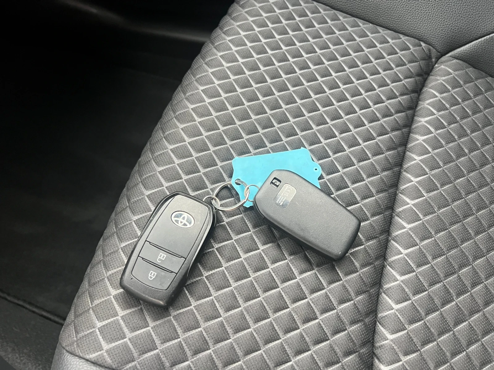 Toyota Yaris 1.5Hybrid* HEV* Start stop Full, снимка 12 - Автомобили и джипове - 56023080