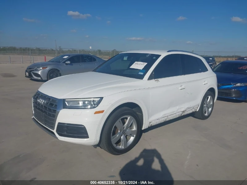 Audi Q5 2.0T Premium, снимка 2 - Автомобили и джипове - 48131887