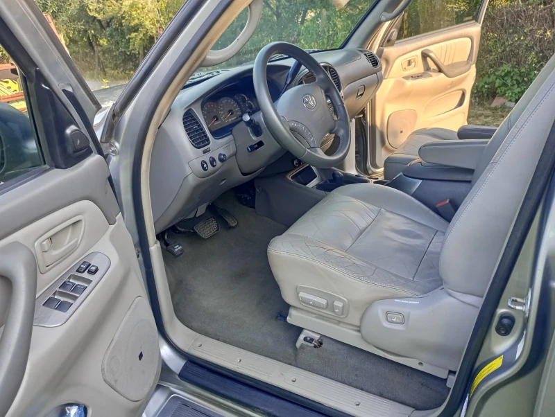 Toyota Sequoia Limited , снимка 12 - Автомобили и джипове - 52285882