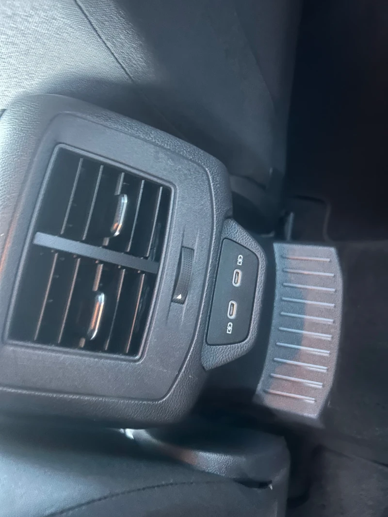 VW T-Roc 2.0 TDI Face Evro 6D 63000км, снимка 9 - Автомобили и джипове - 51609361