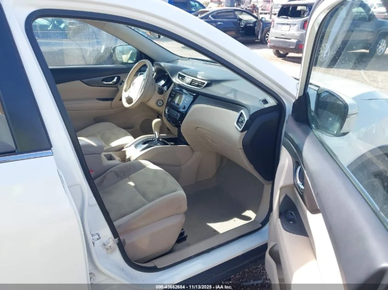 Nissan Rogue 2.5L I-4 DOHC, VVT, 170HP Front Wheel Drive, снимка 10 - Автомобили и джипове - 53024306