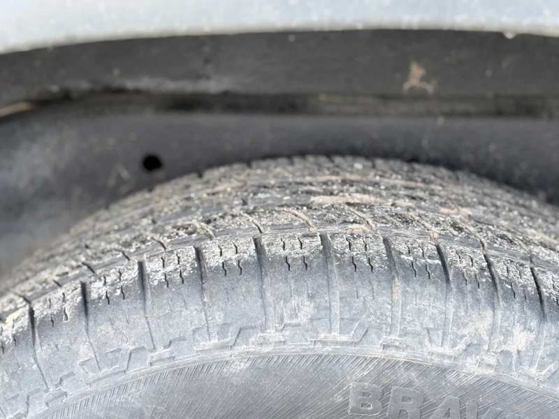 Nissan Terrano, снимка 14 - Автомобили и джипове - 53140756