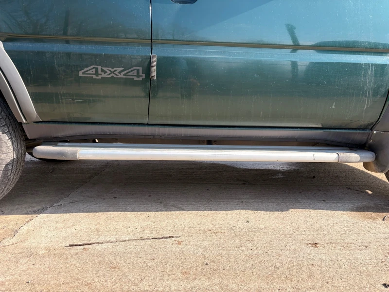 Nissan Terrano, снимка 6 - Автомобили и джипове - 53140756