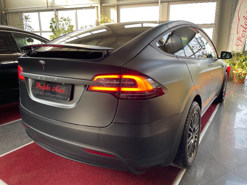 Tesla Model X 75D, снимка 3 - Автомобили и джипове - 34098184