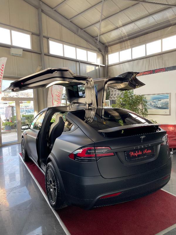 Tesla Model X 75D, снимка 10 - Автомобили и джипове - 34098184