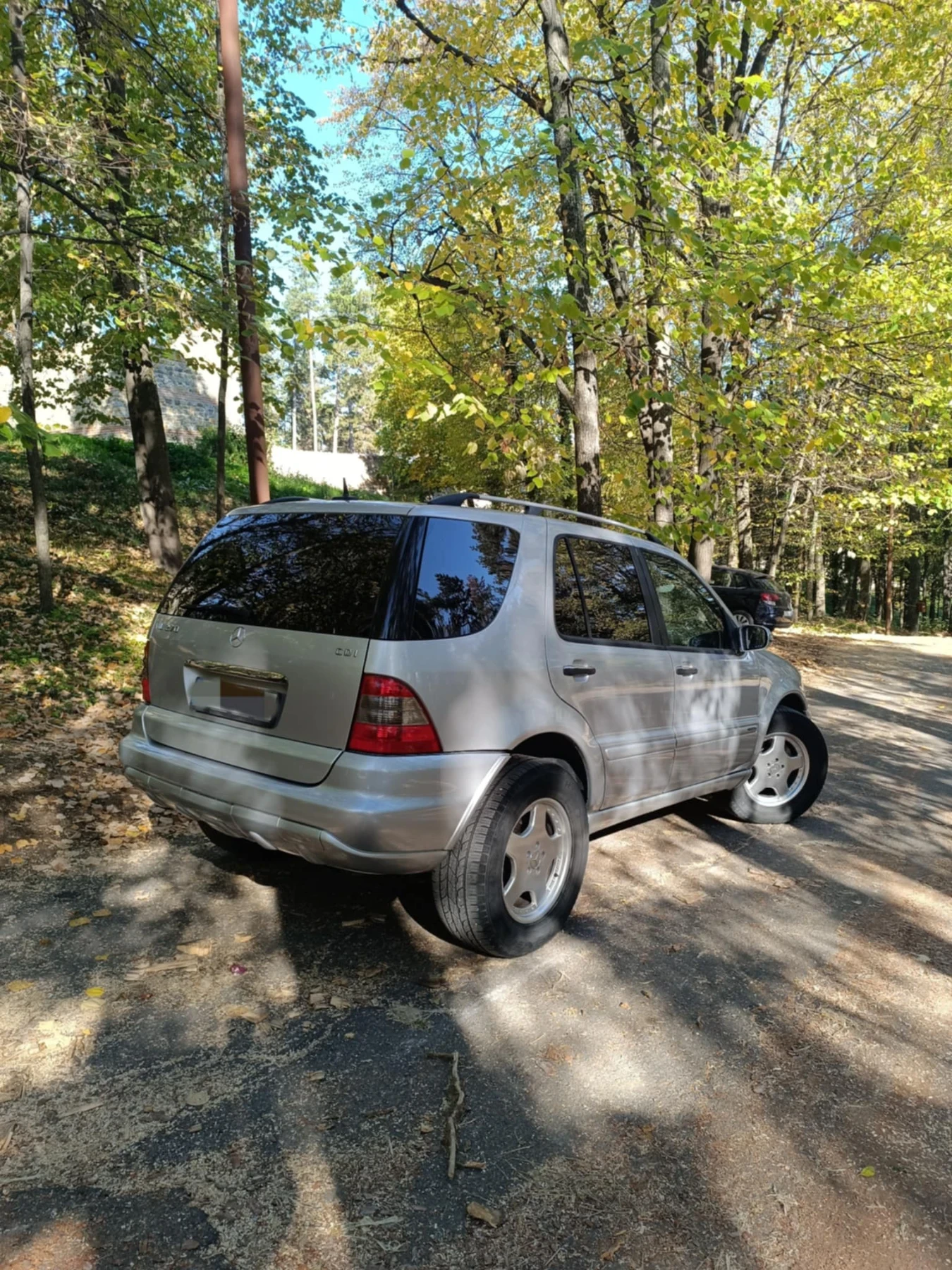 Mercedes-Benz ML 270 Фейс лифт Специал едишън - изображение 5