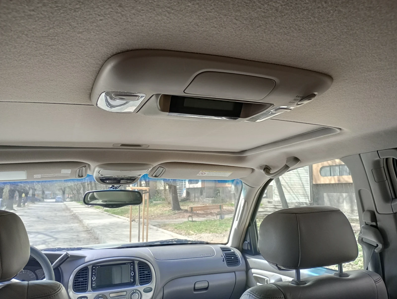 Toyota Sequoia Limited  - изображение 6