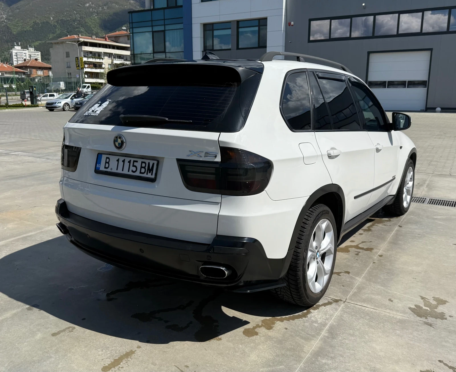 BMW X5 xDrive - изображение 2