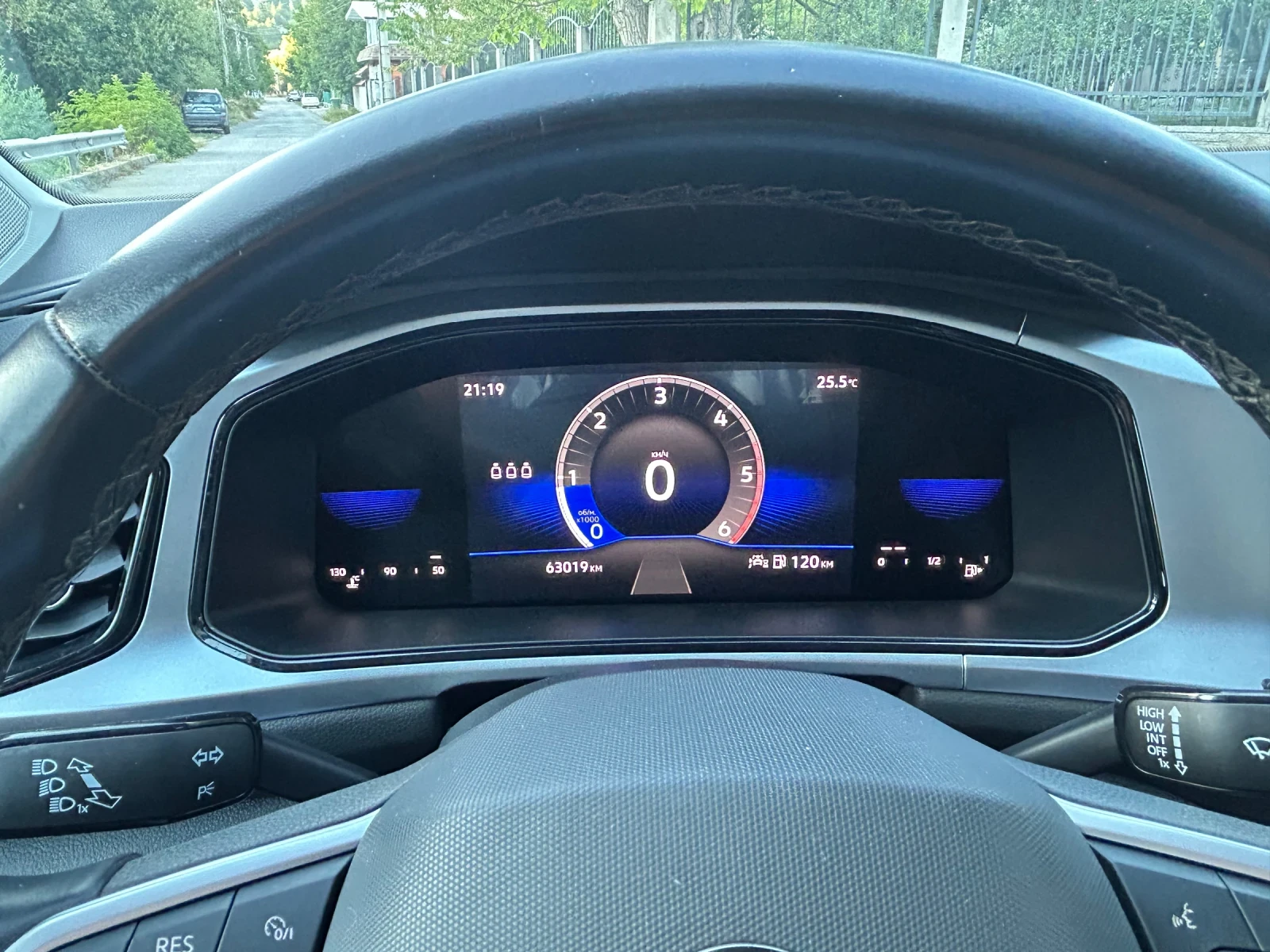 VW T-Roc 2.0 TDI Face Evro 6D 63000 | Mobile.bg   12