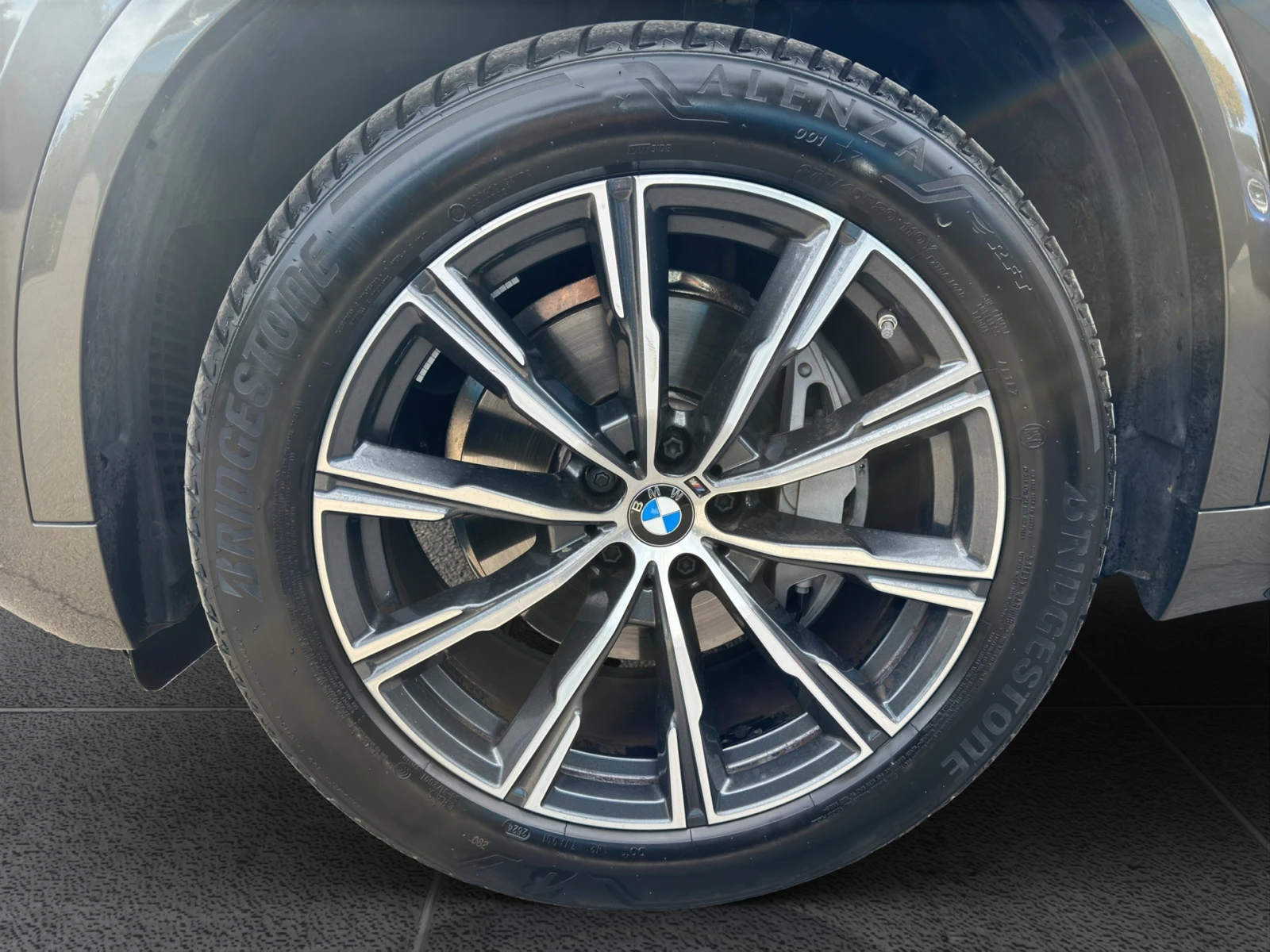 BMW X5 xDrive40i - изображение 5