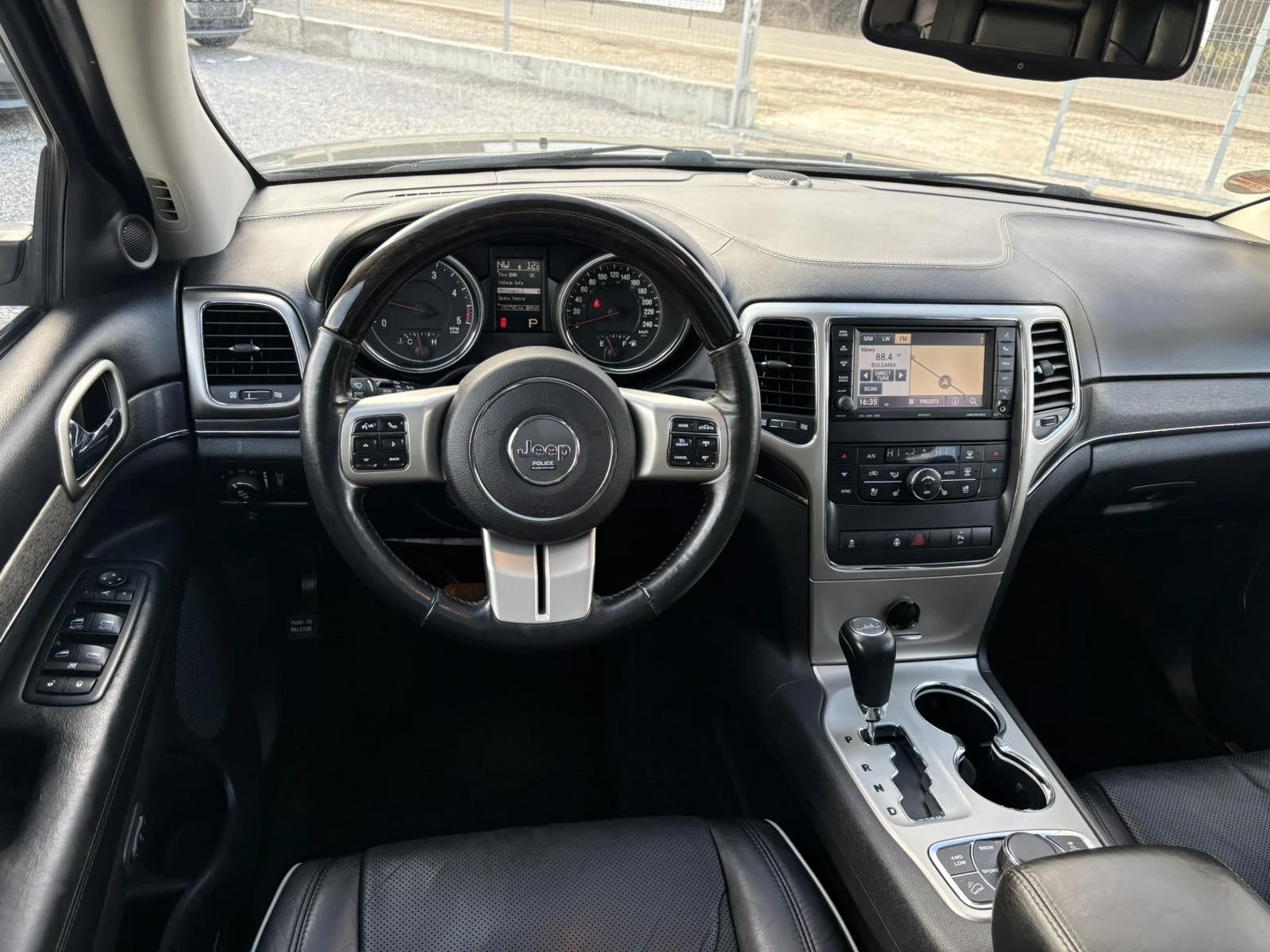 Jeep Grand cherokee Overland - изображение 10