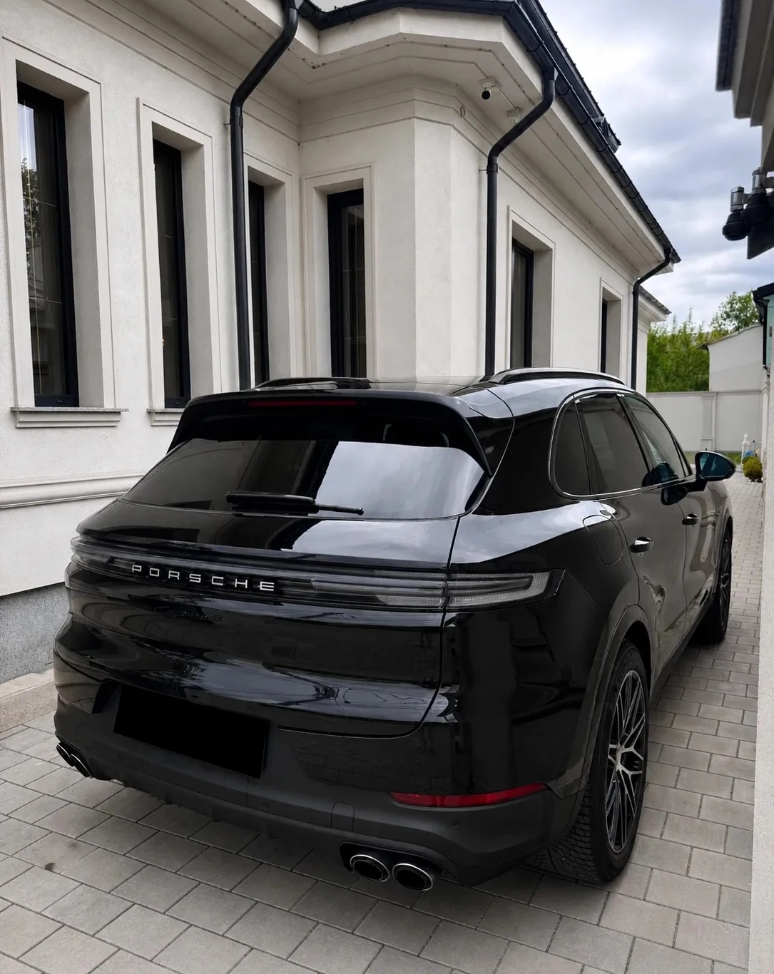 Porsche Cayenne S E-Hybrid, снимка 4 - Автомобили и джипове - 54406094