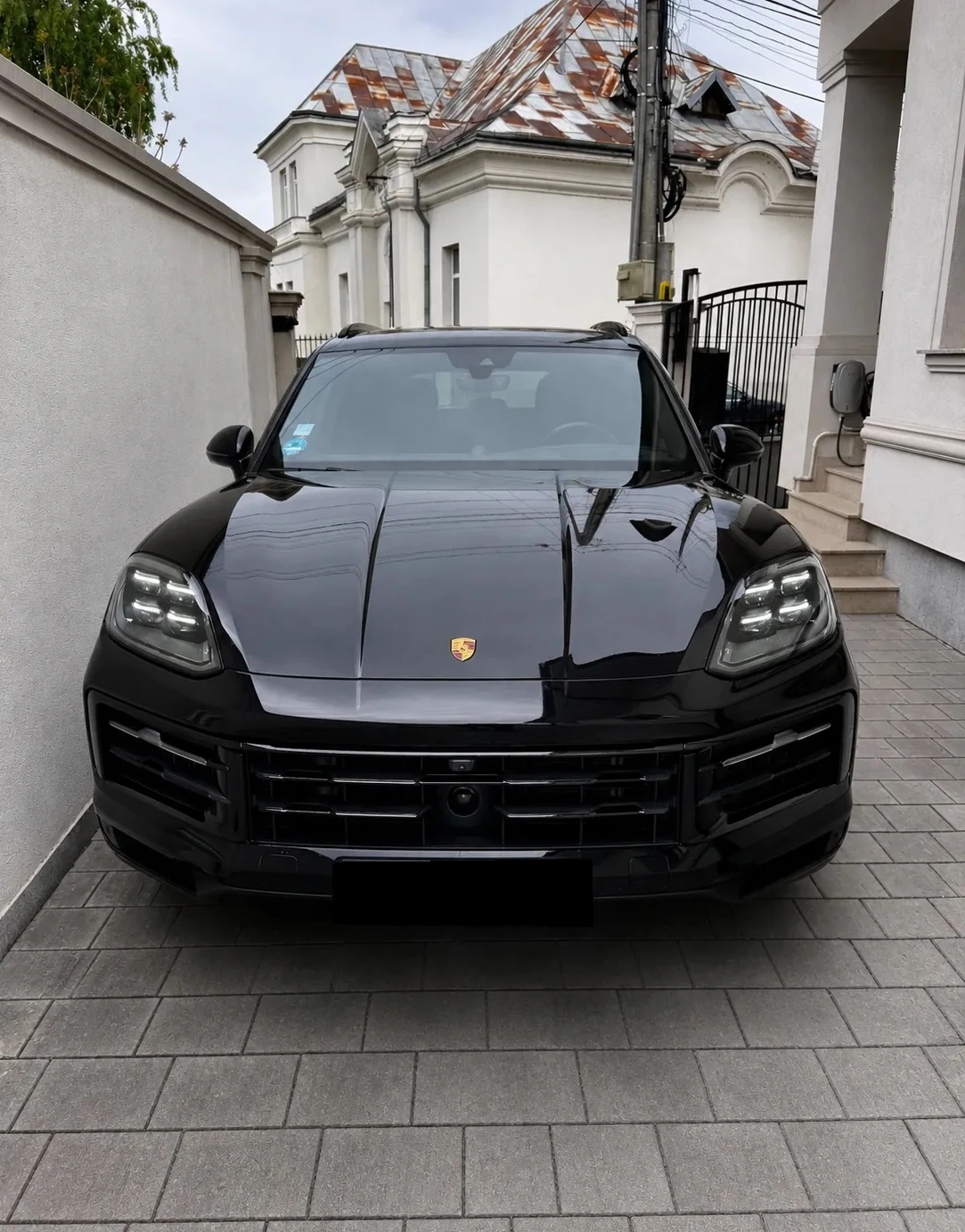 Porsche Cayenne S E-Hybrid, снимка 2 - Автомобили и джипове - 54406094