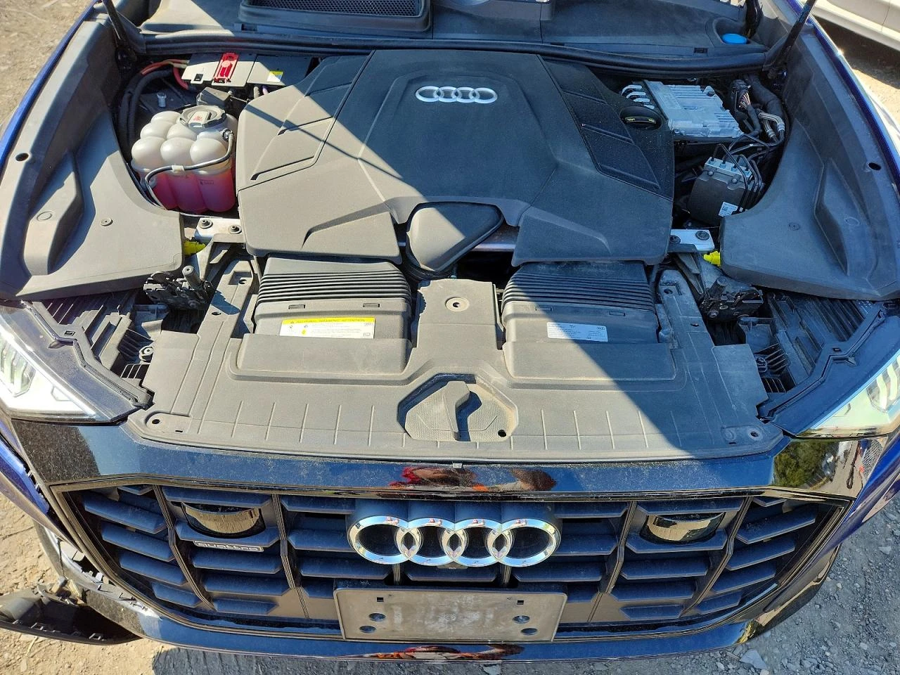 Audi Q8 Prestige S-Line Quattro, снимка 12 - Автомобили и джипове - 54457032