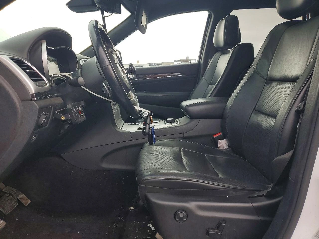 Jeep Grand cherokee * 3.6* V6* OVERLAND* РЕАЛНИ КМ* ПАНОРАМА* 4Х4* , снимка 7 - Автомобили и джипове - 54557612