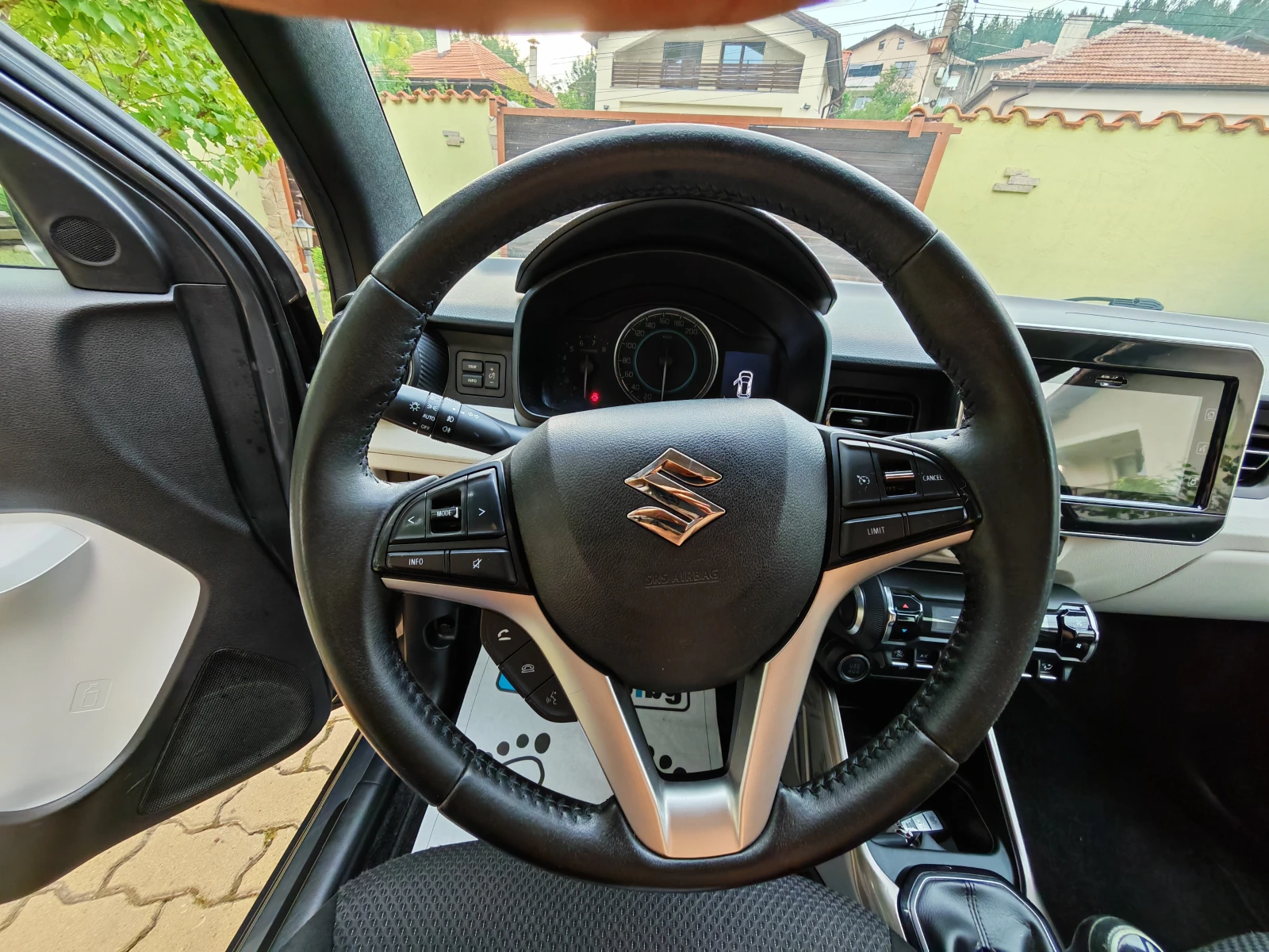 Suzuki Ignis GLX-SHVS-1.2i Hybrid-Carplay-Камера, снимка 13 - Автомобили и джипове - 55152944