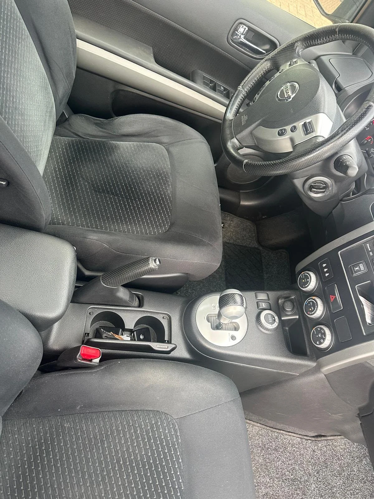 Nissan X-trail LED* ПАНОРАМА* КАМЕРИ 360* NAVI* 2.0dci 4x4 150hp*, снимка 6 - Автомобили и джипове - 55380171
