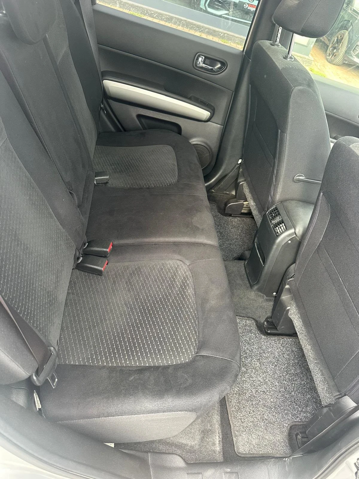 Nissan X-trail LED* ПАНОРАМА* КАМЕРИ 360* NAVI* 2.0dci 4x4 150hp*, снимка 4 - Автомобили и джипове - 55380171