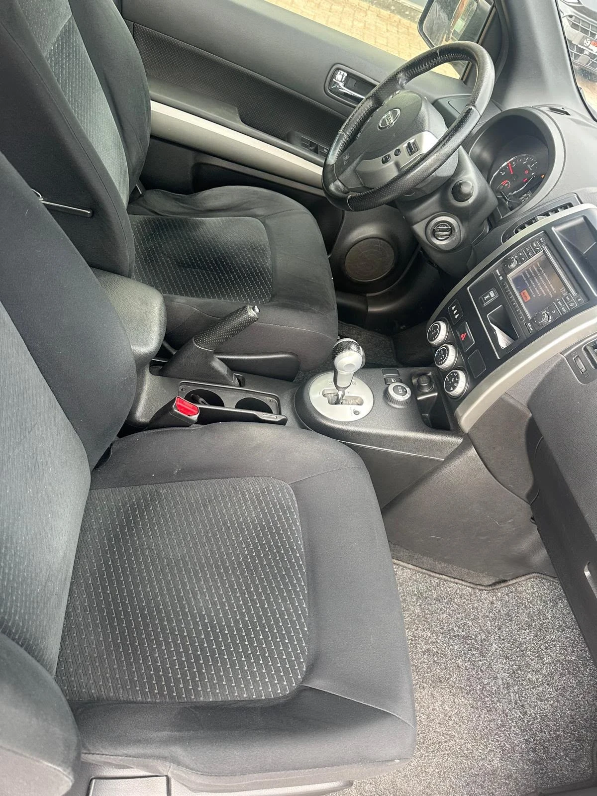 Nissan X-trail LED* ПАНОРАМА* КАМЕРИ 360* NAVI* 2.0dci 4x4 150hp*, снимка 9 - Автомобили и джипове - 55380171