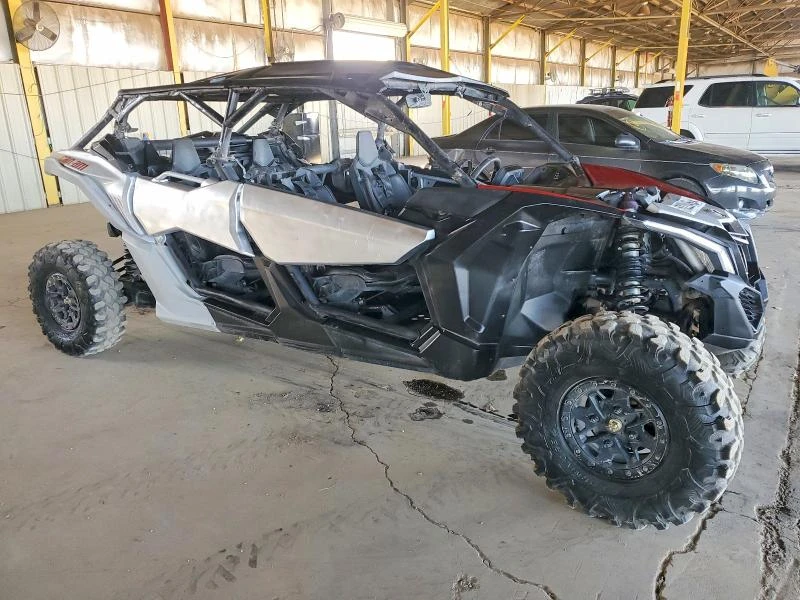 Can-Am Maverick X3 MAX X DS TURBO RR